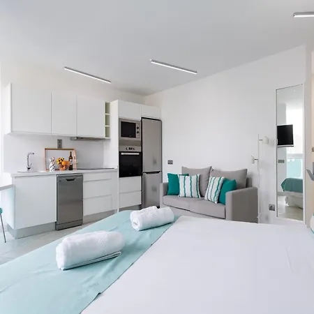 Апартаменты In Palmas Near Playa De Canteras Лас-Пальмас-де-Гран-Канария